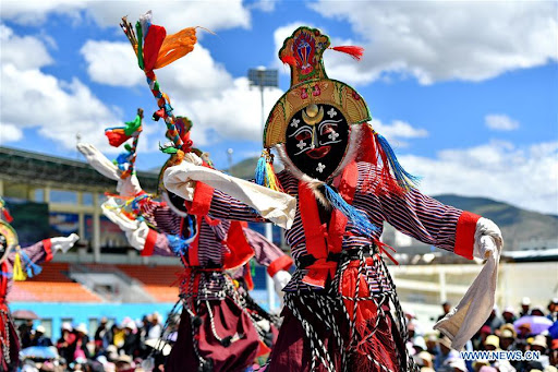 ཞོ་སྟོན་སྐོར།  (Tibetan Opera Festival)