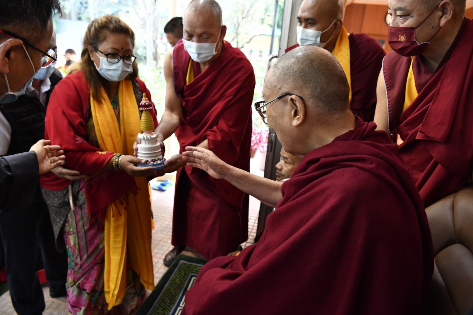 བལ་པོའི་མཇལ་བཅར་བ་འགའ་ཞིག་ལ་མ་ཎི་དང་སྒྲོལ་མའི་གཟུངས་སྔགས་ཀྱི་ལྗགས་ལུང ...