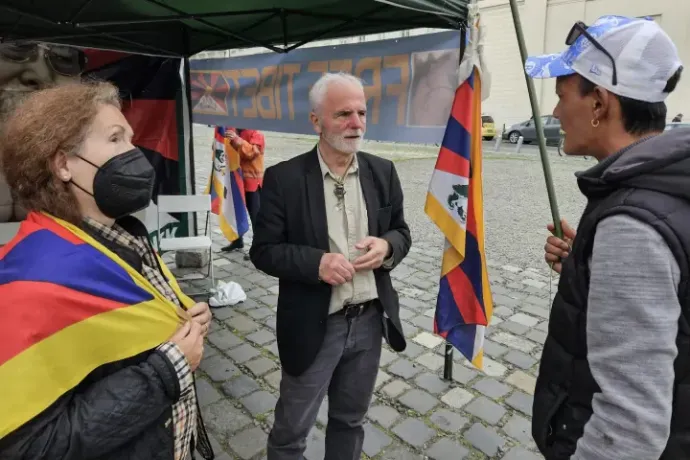 Xi Visit Hungary Protest