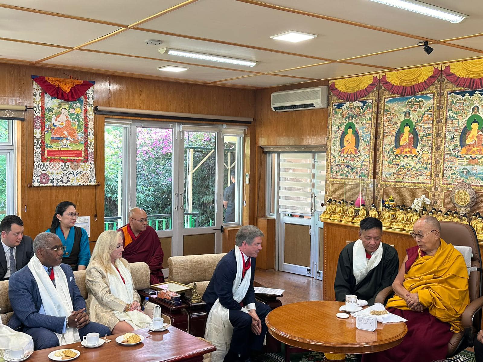 HHDL audience with US Delegation