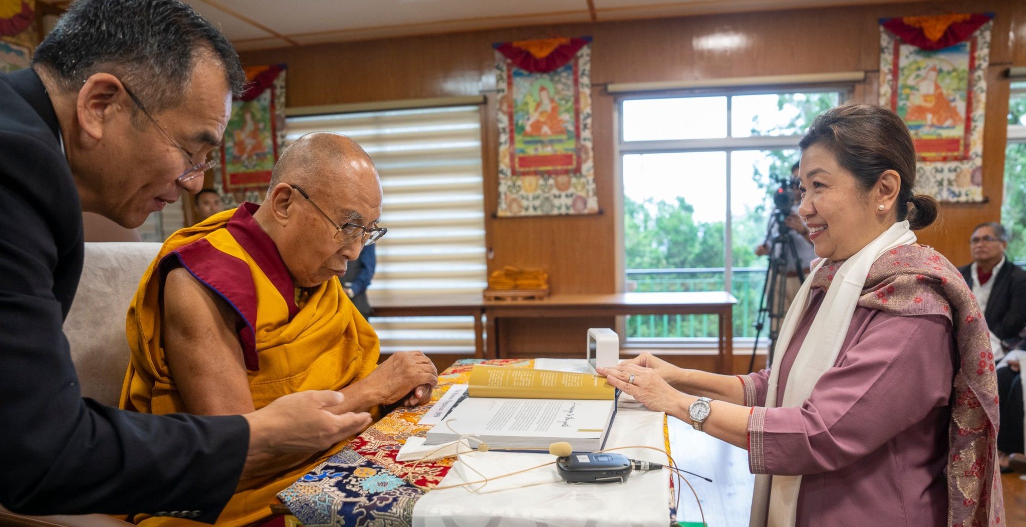 Ramon Magsaysay Audience with HHDL