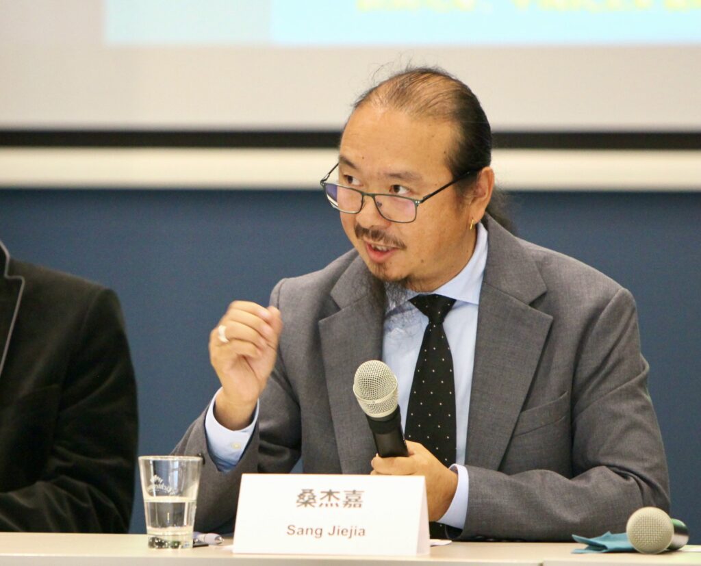 སུད་སི་སྐུ་ཚབ་དོན་གཅོད། སངས་རྒྱས་སྐྱབས།