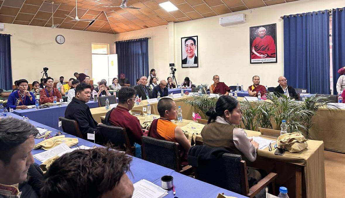 18th Tibetan Debate Competition ‘Mirror of the News’ Concludes at the College for Higher Tibetan Studies, Sarah