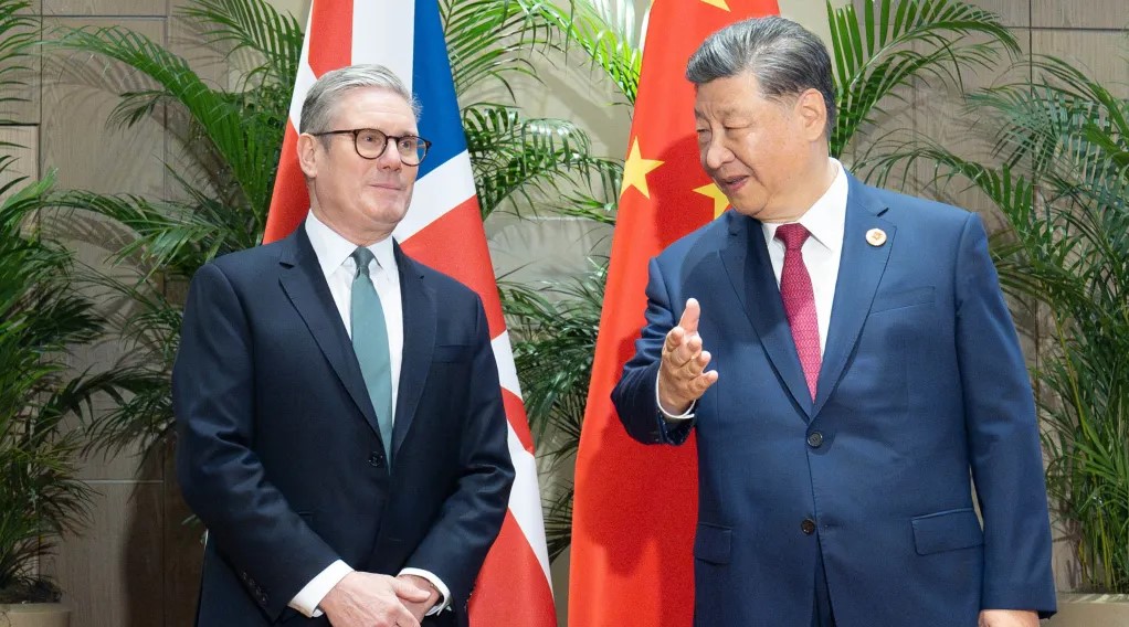 དབྱིན་ཡུལ་སྲིད་བློན་ནས་རྒྱ་ནག་ཏུ་འཚམས་གཟིགས་སྐབས་འགྲོ་བ་མིའི་ཐོབ་ཐང་སྐོར་གླེང་སློང་དགོས་པ་གསུངས་འདུག