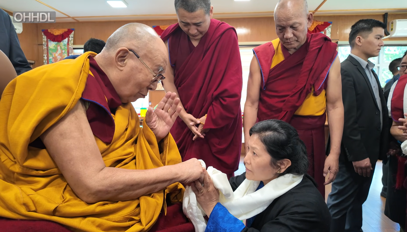 Ngawang Sangdrol ངག་དབང་སངས་སྒྲོལ།