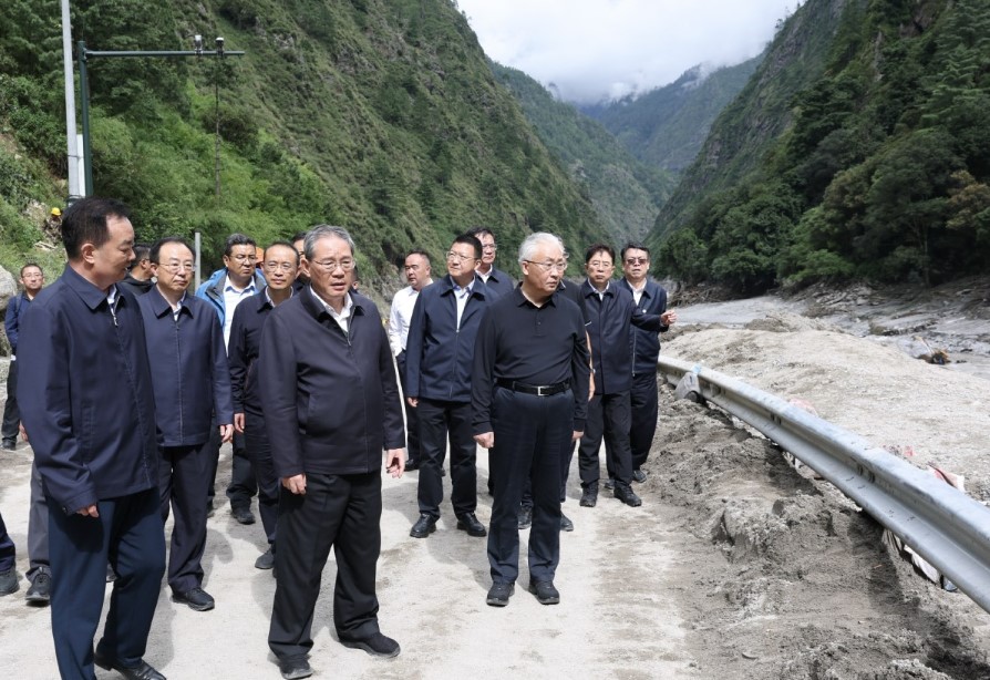 རྒྱ་ནག་གིས་བལ་བོད་ས་ཚམས་སུ་ཆུ་ལོག་གི་གོད་ཆགས་དང་འབྲེལ་བའི་གནས་ཚུལ་སྦས་གསང་དང་དམ་དྲག་བྱེད་བཞིན་པ། 