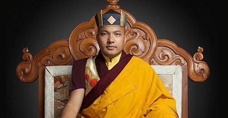 དཔལ་༸རྒྱལ་དབང་ཀརྨ་པ་རིན་པོ་ཆེ་མཆོག་འབྲུག་ཡུལ་ནང་ཆིབས་བསྒྱུར་མཛད་རྒྱུ།