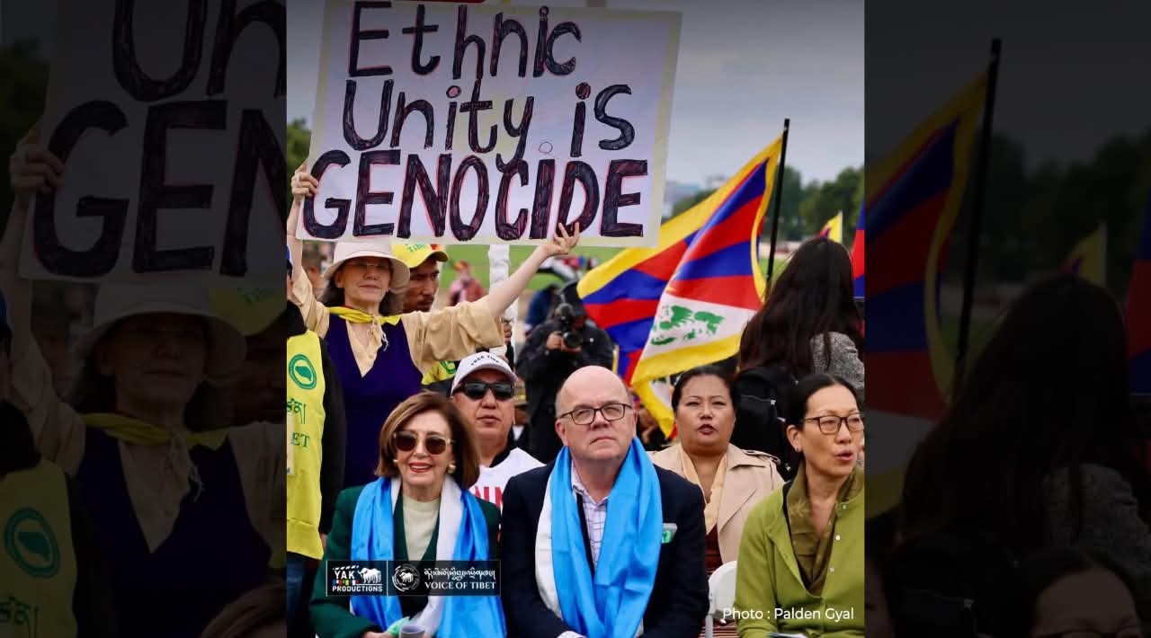 བོད་མི་གཙོ་བོར་འགྱུར་བའི་རྒྱ་ནག་གི་སྡུག་རྩུབ་མྱོང་བཞིན་པའི་མི་རིགས་རྣམས་ཀྱིས་གཞི་རྒྱ་ཆེ་བའི་ངོ་རྒོལ་ཁྲོད་ཨ་རྒྱ་གཉིས་ཀྱི་སྲིད་འཛིན་མཇལ་འཕྲད།