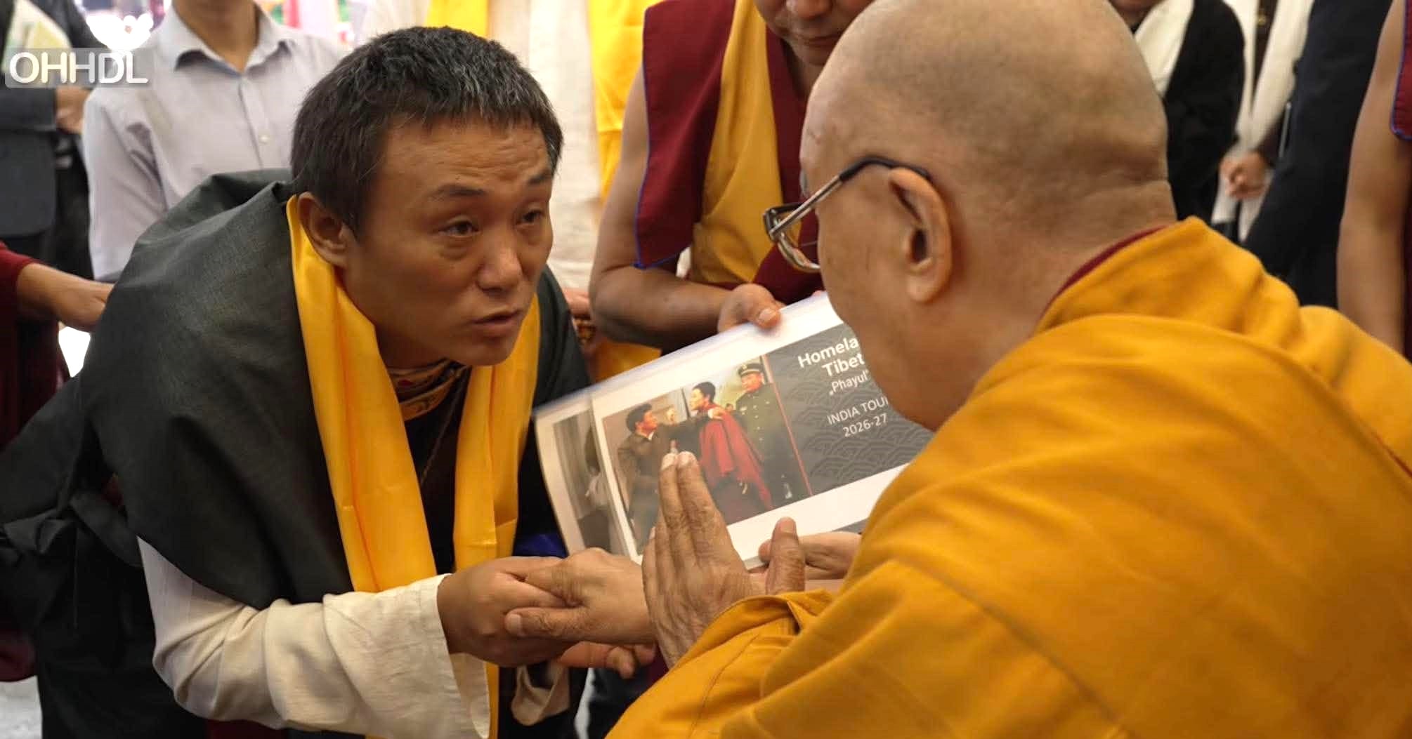 བོད་ཀྱི་གཏམ་བརྗོད་ཚན་པས་རིང་མིན་ཕ་ཡུལ་ཞེས་པའི་གཏམ་བརྗོད་གསར་པ་ཞིག་གཟིགས་འབུལ་གྱིས་སྐོར་སྐྱོད་གནང་རྒྱུ།