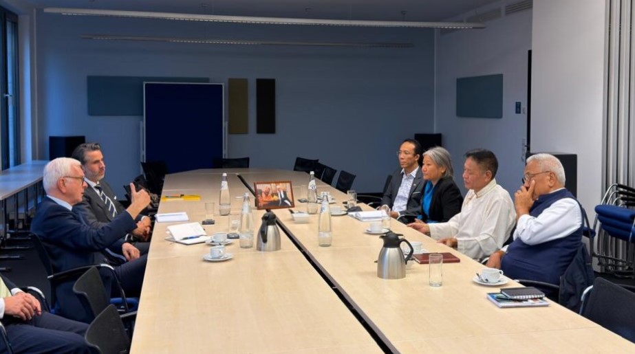 Sikyong Penpa Tsering Meets German Lawmakers, Seeks Stronger Support for Tibet